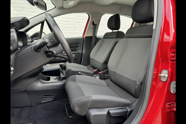 Citroën C3 1.2 PureTech Shine Business Cruise control Climate control LED Parkeersensoren plus camera Apple / Android Navigatie Citroën C3 1.2 PureTech Shine Business Cruise control Climate control LED Parkeersensoren plus camera Apple / Android Navigatie