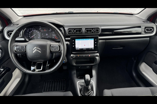 Citroën C3 1.2 PureTech Shine Business Cruise control Climate control LED Parkeersensoren plus camera Apple / Android Navigatie Citroën C3 1.2 PureTech Shine Business Cruise control Climate control LED Parkeersensoren plus camera Apple / Android Navigatie