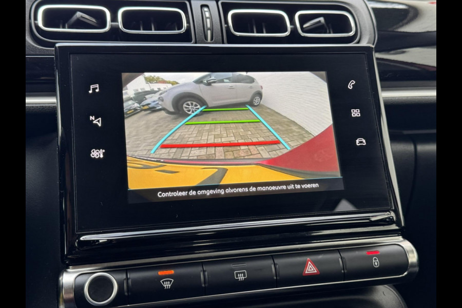 Citroën C3 1.2 PureTech Shine Business Cruise control Climate control LED Parkeersensoren plus camera Apple / Android Navigatie Citroën C3 1.2 PureTech Shine Business Cruise control Climate control LED Parkeersensoren plus camera Apple / Android Navigatie