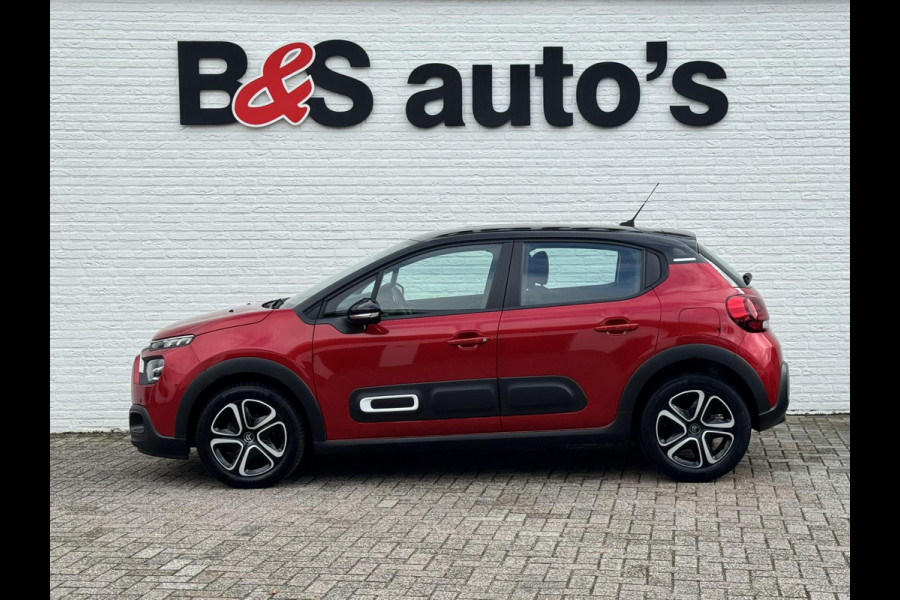 Citroën C3 1.2 PureTech Shine Business Cruise control Climate control LED Parkeersensoren plus camera Apple / Android Navigatie Citroën C3 1.2 PureTech Shine Business Cruise control Climate control LED Parkeersensoren plus camera Apple / Android Navigatie