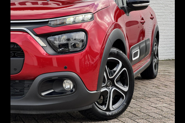 Citroën C3 1.2 PureTech Shine Business Cruise control Climate control LED Parkeersensoren plus camera Apple / Android Navigatie Citroën C3 1.2 PureTech Shine Business Cruise control Climate control LED Parkeersensoren plus camera Apple / Android Navigatie