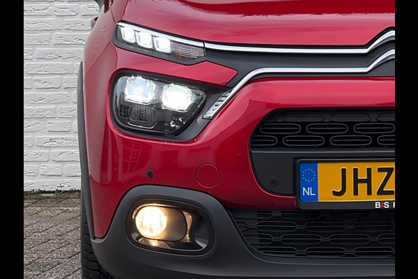 Citroën C3 1.2 PureTech Shine Business Cruise control Climate control LED Parkeersensoren plus camera Apple / Android Navigatie Citroën C3 1.2 PureTech Shine Business Cruise control Climate control LED Parkeersensoren plus camera Apple / Android Navigatie