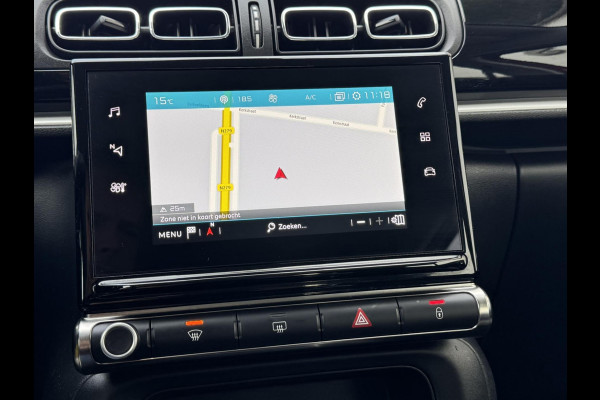 Citroën C3 1.2 PureTech Shine Business Cruise control Climate control LED Parkeersensoren plus camera Apple / Android Navigatie Citroën C3 1.2 PureTech Shine Business Cruise control Climate control LED Parkeersensoren plus camera Apple / Android Navigatie