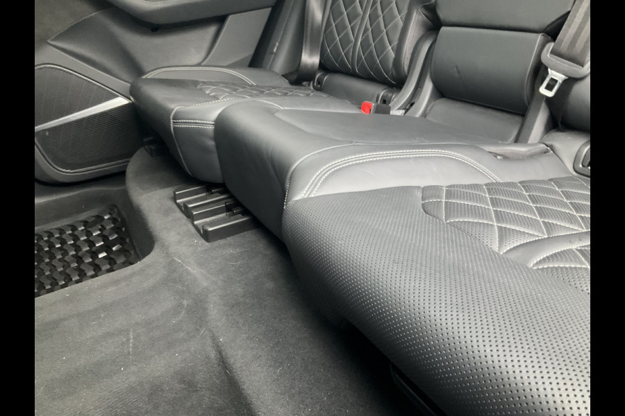 Audi SQ8 4.0 TDI NightVision Carboninleg B&O 4Wielsturing Sfeerverl HUD 360° Trekhaak Audi SQ8 4.0 TDI NightVision Carboninleg B&O 4Wielsturing Sfeerverl HUD 360° Trekhaak