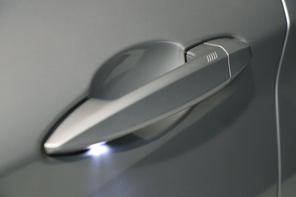 BMW X1 XDrive25i M Sport / PANODAK / HUD / KEYLESS / MEMORY / H&K / CAMERA BMW X1 XDrive25i M Sport / PANODAK / HUD / KEYLESS / MEMORY / H&K / CAMERA