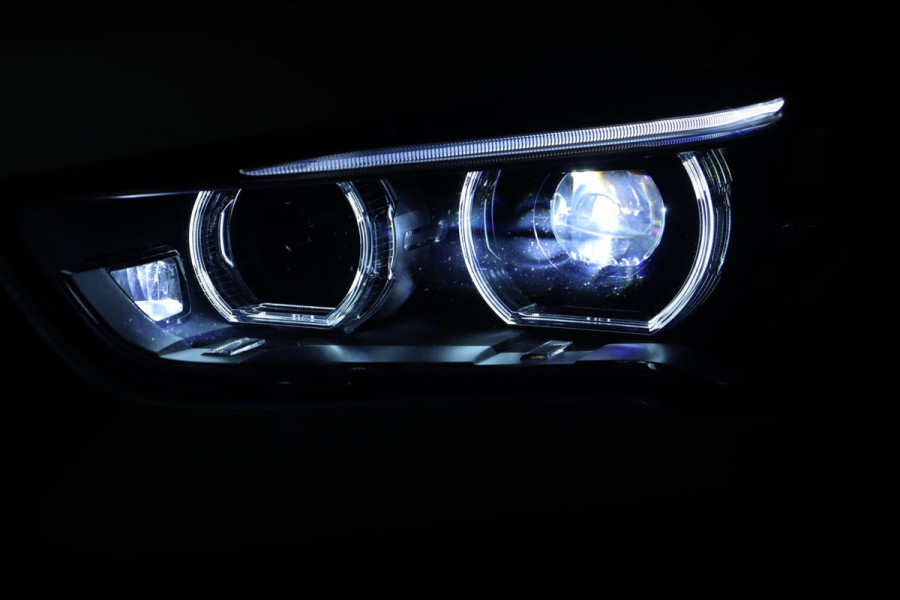 BMW X1 XDrive25i M Sport / PANODAK / HUD / KEYLESS / MEMORY / H&K / CAMERA BMW X1 XDrive25i M Sport / PANODAK / HUD / KEYLESS / MEMORY / H&K / CAMERA