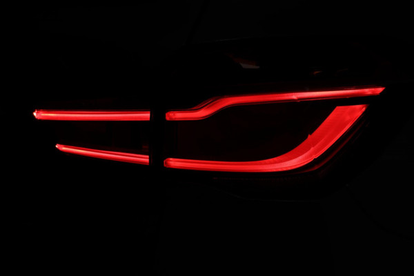 BMW X1 XDrive25i M Sport / PANODAK / HUD / KEYLESS / MEMORY / H&K / CAMERA BMW X1 XDrive25i M Sport / PANODAK / HUD / KEYLESS / MEMORY / H&K / CAMERA