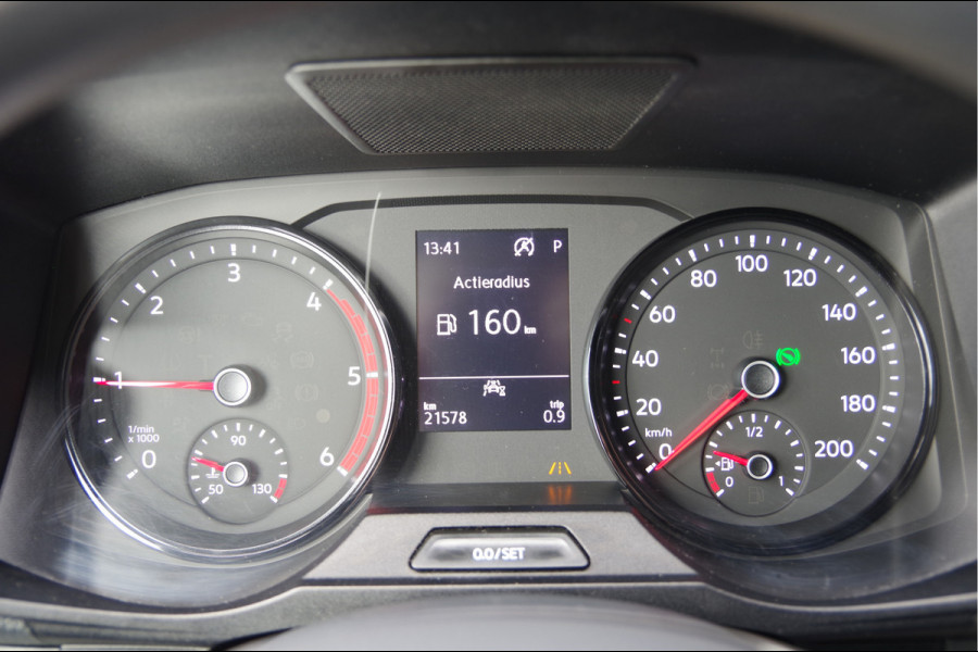 Volkswagen Crafter 35 2.0 TDI L4H3 177PK AUT. CAMERA, TREKHAAK, BETIMMERING, CRUISE, APPLE CARPLAY/ANDROID AUTO, MF STUUR, PARKEERSENSOREN Volkswagen Crafter 35 2.0 TDI L4H3 177PK AUT. CAMERA, TREKHAAK, BETIMMERING, CRUISE, APPLE CARPLAY/ANDROID AUTO, MF STUUR, PARKEERSENSOREN