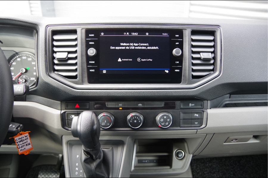 Volkswagen Crafter 35 2.0 TDI L4H3 177PK AUT. CAMERA, TREKHAAK, BETIMMERING, CRUISE, APPLE CARPLAY/ANDROID AUTO, MF STUUR, PARKEERSENSOREN Volkswagen Crafter 35 2.0 TDI L4H3 177PK AUT. CAMERA, TREKHAAK, BETIMMERING, CRUISE, APPLE CARPLAY/ANDROID AUTO, MF STUUR, PARKEERSENSOREN