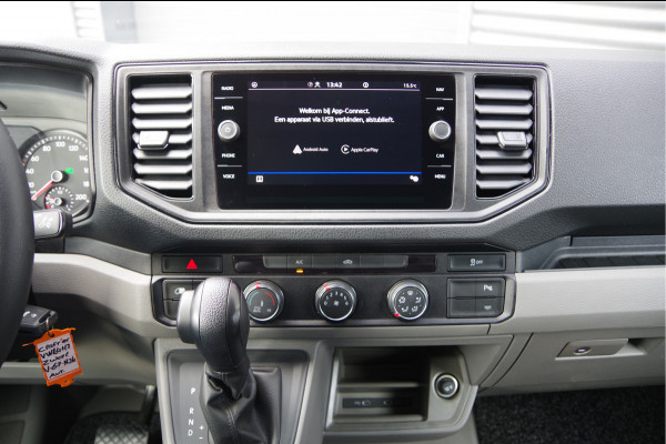 Volkswagen Crafter 35 2.0 TDI L4H3 177PK AUT. CAMERA, TREKHAAK, BETIMMERING, CRUISE, APPLE CARPLAY/ANDROID AUTO, MF STUUR, PARKEERSENSOREN Volkswagen Crafter 35 2.0 TDI L4H3 177PK AUT. CAMERA, TREKHAAK, BETIMMERING, CRUISE, APPLE CARPLAY/ANDROID AUTO, MF STUUR, PARKEERSENSOREN