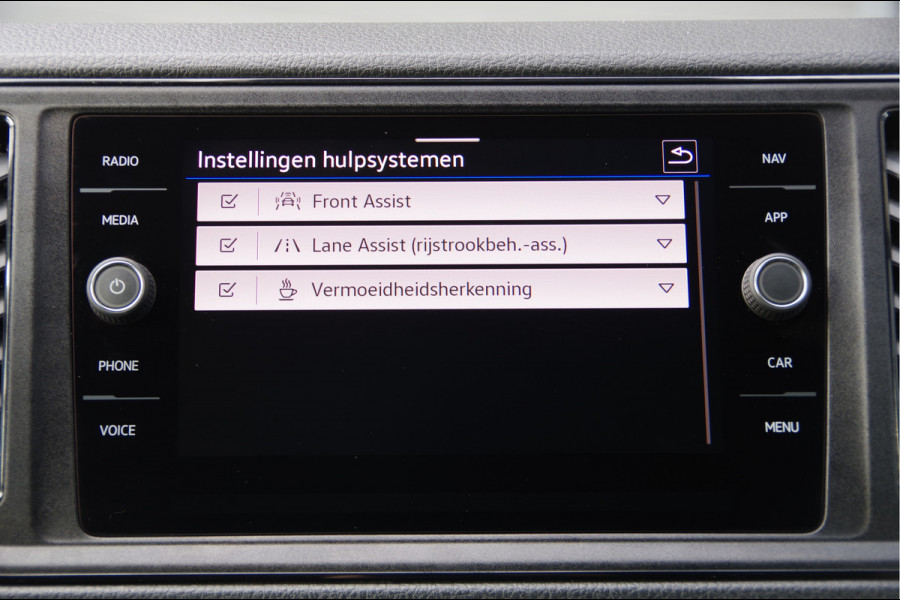Volkswagen Crafter 35 2.0 TDI L4H3 177PK AUT. CAMERA, TREKHAAK, BETIMMERING, CRUISE, APPLE CARPLAY/ANDROID AUTO, MF STUUR, PARKEERSENSOREN Volkswagen Crafter 35 2.0 TDI L4H3 177PK AUT. CAMERA, TREKHAAK, BETIMMERING, CRUISE, APPLE CARPLAY/ANDROID AUTO, MF STUUR, PARKEERSENSOREN