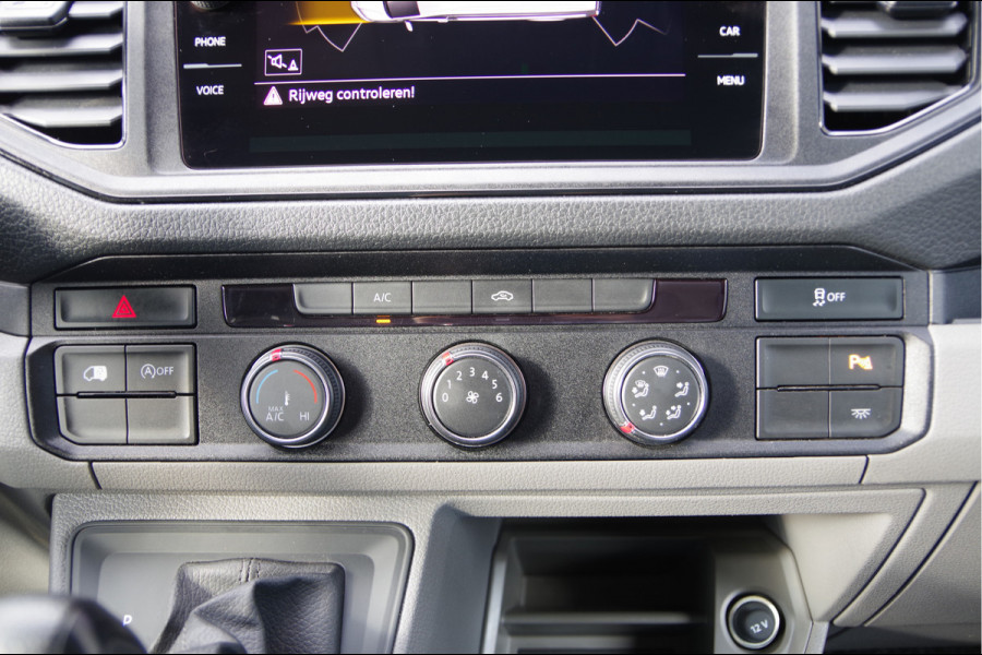 Volkswagen Crafter 35 2.0 TDI L4H3 177PK AUT. CAMERA, TREKHAAK, BETIMMERING, CRUISE, APPLE CARPLAY/ANDROID AUTO, MF STUUR, PARKEERSENSOREN Volkswagen Crafter 35 2.0 TDI L4H3 177PK AUT. CAMERA, TREKHAAK, BETIMMERING, CRUISE, APPLE CARPLAY/ANDROID AUTO, MF STUUR, PARKEERSENSOREN