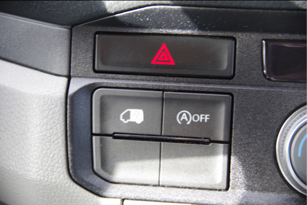 Volkswagen Crafter 35 2.0 TDI L4H3 177PK AUT. CAMERA, TREKHAAK, BETIMMERING, CRUISE, APPLE CARPLAY/ANDROID AUTO, MF STUUR, PARKEERSENSOREN Volkswagen Crafter 35 2.0 TDI L4H3 177PK AUT. CAMERA, TREKHAAK, BETIMMERING, CRUISE, APPLE CARPLAY/ANDROID AUTO, MF STUUR, PARKEERSENSOREN