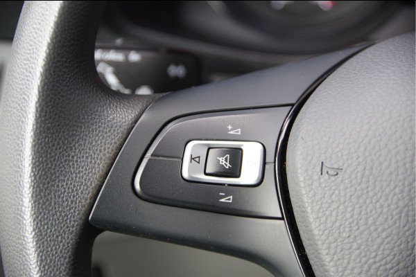 Volkswagen Crafter 35 2.0 TDI L4H3 177PK AUT. CAMERA, TREKHAAK, BETIMMERING, CRUISE, APPLE CARPLAY/ANDROID AUTO, MF STUUR, PARKEERSENSOREN Volkswagen Crafter 35 2.0 TDI L4H3 177PK AUT. CAMERA, TREKHAAK, BETIMMERING, CRUISE, APPLE CARPLAY/ANDROID AUTO, MF STUUR, PARKEERSENSOREN