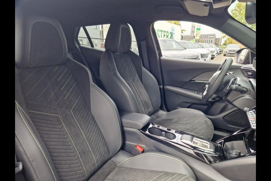 Peugeot 2008 1.2 EAT8 130Pk GT Line+ /Elek. Stoel/ACC/i-cockpit/Full! Peugeot 2008 1.2 EAT8 130Pk GT Line+ /Elek. Stoel/ACC/i-cockpit/Full!