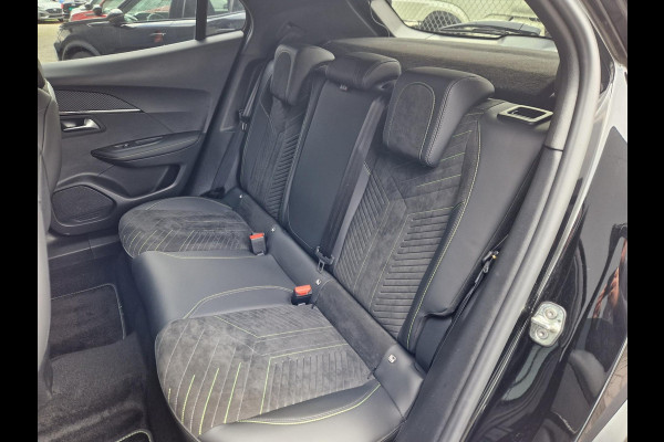Peugeot 2008 1.2 EAT8 130Pk GT Line+ /Elek. Stoel/ACC/i-cockpit/Full! Peugeot 2008 1.2 EAT8 130Pk GT Line+ /Elek. Stoel/ACC/i-cockpit/Full!
