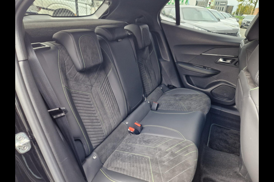 Peugeot 2008 1.2 EAT8 130Pk GT Line+ /Elek. Stoel/ACC/i-cockpit/Full! Peugeot 2008 1.2 EAT8 130Pk GT Line+ /Elek. Stoel/ACC/i-cockpit/Full!