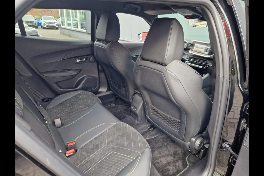 Peugeot 2008 1.2 EAT8 130Pk GT Line+ /Elek. Stoel/ACC/i-cockpit/Full! Peugeot 2008 1.2 EAT8 130Pk GT Line+ /Elek. Stoel/ACC/i-cockpit/Full!