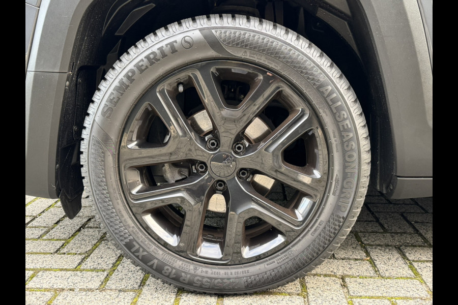 Jeep Renegade 1.0T 120 Night Eagle | Blackline | Clima | CarPlay | Keyless Jeep Renegade 1.0T 120 Night Eagle | Blackline | Clima | CarPlay | Keyless