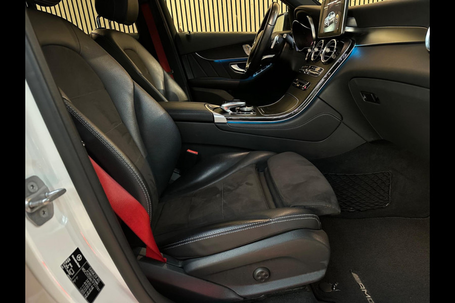 Mercedes-Benz GLC Coupé 250 4MATIC Premium Plus. Pano Mercedes-Benz GLC Coupé 250 4MATIC Premium Plus. Pano