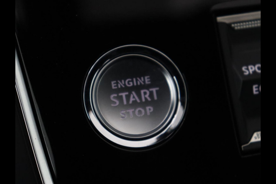 Peugeot 308 1.2 PureTech GT-line | Panoramadak | Trekhaak | DENON HiFi | Camera | Carplay | Keyless | Full LED | Navigatie | Park Assist | Climate control | Cruise control Peugeot 308 1.2 PureTech GT-line | Panoramadak | Trekhaak | DENON HiFi | Camera | Carplay | Keyless | Full LED | Navigatie | Park Assist | Climate control | Cruise control