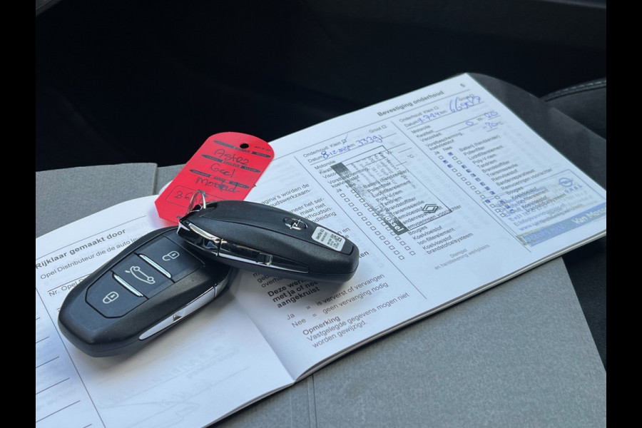 Opel Astra BWJ 2023 | 1.6 Hybrid 181PK GS-LINE | CAMERA | CARPLAY | NAVI | LED | 18'' LMV | SPORTSTOELEN | ALACANTARA