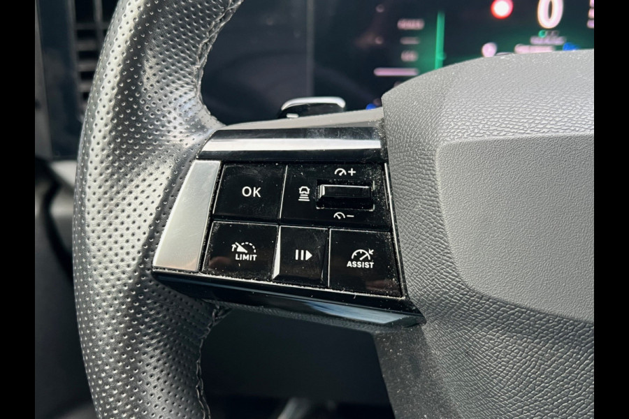 Opel Astra BWJ 2023 | 1.6 Hybrid 181PK GS-LINE | CAMERA | CARPLAY | NAVI | LED | 18'' LMV | SPORTSTOELEN | ALACANTARA