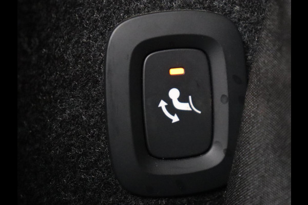 Polestar 2 Long Range Dual Motor Launch Edition 78kWh | Panoramadak | Trekhaak | Stoel & stuurverwarming | 360 camera | Adaptive cruise | Harman/Kardon | Carplay Polestar 2 Long Range Dual Motor Launch Edition 78kWh | Panoramadak | Trekhaak | Stoel & stuurverwarming | 360 camera | Adaptive cruise | Harman/Kardon | Carplay