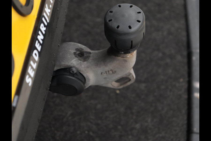 Polestar 2 Long Range Dual Motor Launch Edition 78kWh | Panoramadak | Trekhaak | Stoel & stuurverwarming | 360 camera | Adaptive cruise | Harman/Kardon | Carplay Polestar 2 Long Range Dual Motor Launch Edition 78kWh | Panoramadak | Trekhaak | Stoel & stuurverwarming | 360 camera | Adaptive cruise | Harman/Kardon | Carplay