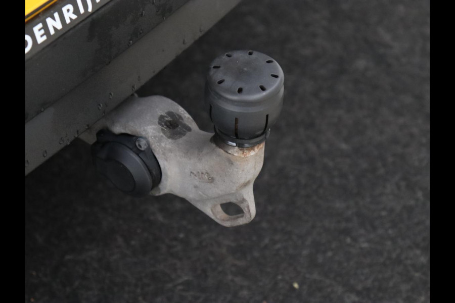 Polestar 2 Long Range Dual Motor Launch Edition 78kWh | Panoramadak | Trekhaak | Stoel & stuurverwarming | 360 camera | Adaptive cruise | Harman/Kardon | Carplay Polestar 2 Long Range Dual Motor Launch Edition 78kWh | Panoramadak | Trekhaak | Stoel & stuurverwarming | 360 camera | Adaptive cruise | Harman/Kardon | Carplay