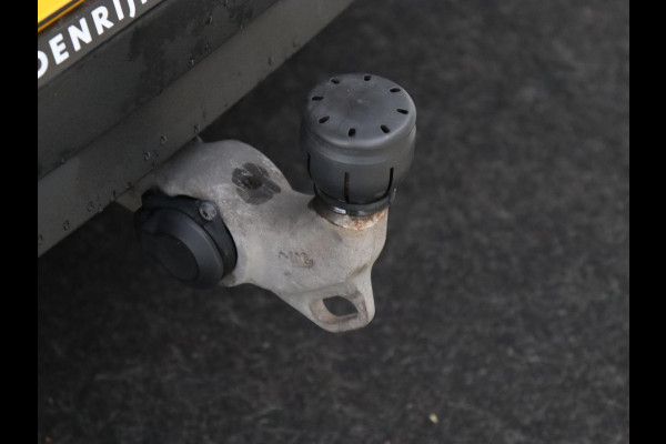 Polestar 2 Long Range Dual Motor Launch Edition 78kWh | Panoramadak | Trekhaak | Stoel & stuurverwarming | 360 camera | Adaptive cruise | Harman/Kardon | Carplay Polestar 2 Long Range Dual Motor Launch Edition 78kWh | Panoramadak | Trekhaak | Stoel & stuurverwarming | 360 camera | Adaptive cruise | Harman/Kardon | Carplay