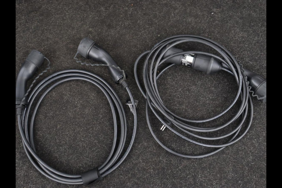 Polestar 2 Long Range Dual Motor Launch Edition 78kWh | Panoramadak | Trekhaak | Stoel & stuurverwarming | 360 camera | Adaptive cruise | Harman/Kardon | Carplay Polestar 2 Long Range Dual Motor Launch Edition 78kWh | Panoramadak | Trekhaak | Stoel & stuurverwarming | 360 camera | Adaptive cruise | Harman/Kardon | Carplay