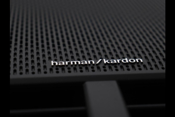 Polestar 2 Long Range Dual Motor Launch Edition 78kWh | Panoramadak | Trekhaak | Stoel & stuurverwarming | 360 camera | Adaptive cruise | Harman/Kardon | Carplay Polestar 2 Long Range Dual Motor Launch Edition 78kWh | Panoramadak | Trekhaak | Stoel & stuurverwarming | 360 camera | Adaptive cruise | Harman/Kardon | Carplay