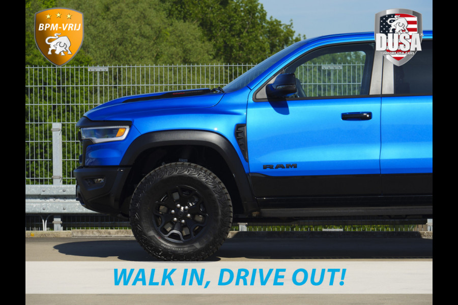 Dodge Ram | RHO | 3.0L Twin-Turbo I6 | 4x4 | Crew Cab Night Edtion | Panoramadak | 14,4-inch Touchscreen | Passenger Display | Getoonde accessoires zijn verkrijgbaar tegen meerprijs
