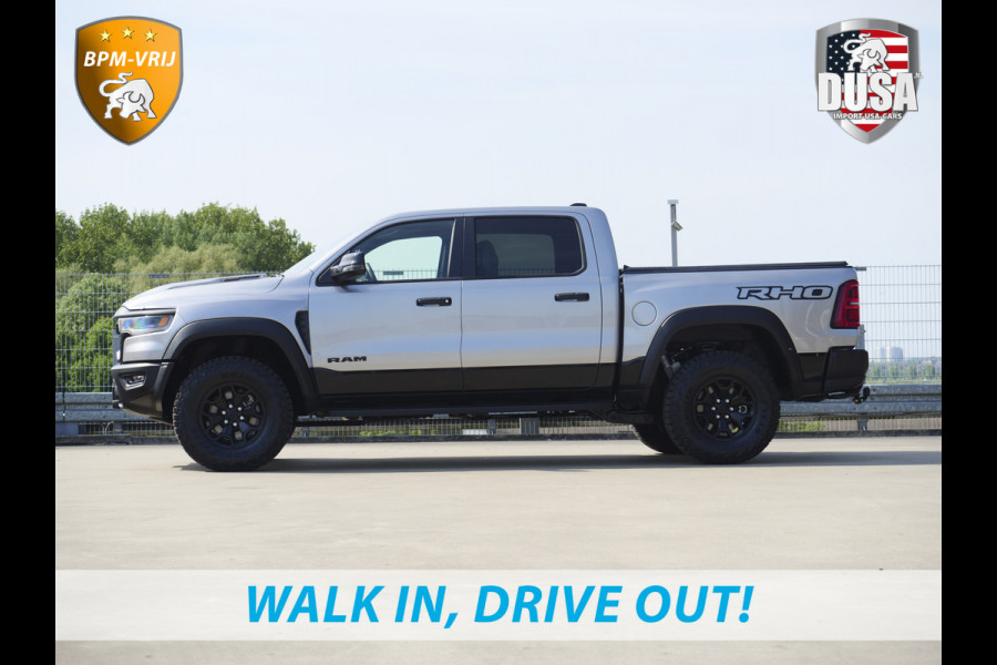 Dodge Ram | RHO | 3.0L Twin-Turbo I6 | 4x4 | Crew Cab TWIN-TURBO HIGH OUTPUT | Panoramadak | 14,4-inch Touchscreen | Passenger Display | Getoonde accessoires zijn verkrijgbaar tegen meerprijs