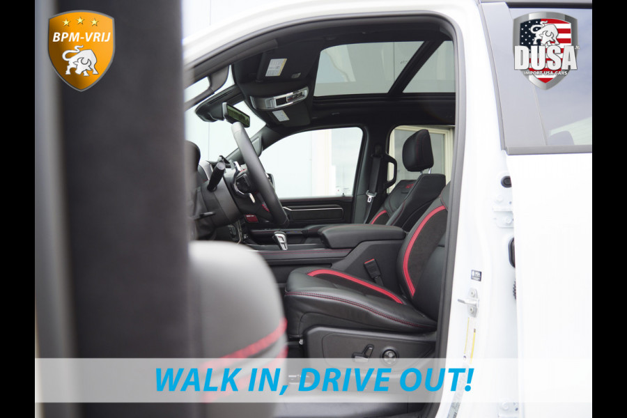 Dodge Ram | RHO | 3.0L Twin-Turbo I6 | 4x4 | Crew Cab TWIN-TURBO HIGH OUTPUT | Panoramadak | 14,4-inch Touchscreen | Passenger Display | Getoonde accessoires zijn verkrijgbaar tegen meerprijs