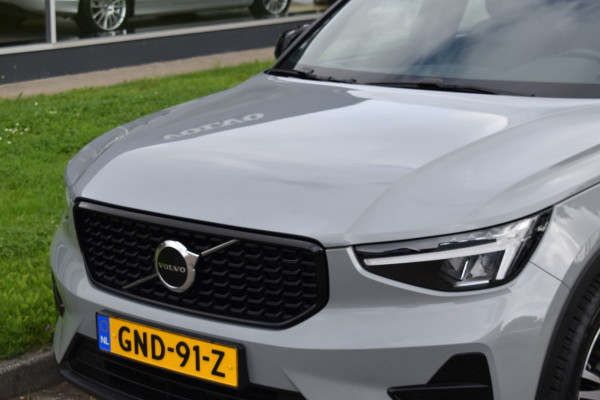 Volvo XC40 B4 211PK Plus Dark BLIS | ACC | Harman&Kardon | Keyless | Park Assist | Verwarmbare voorruit  | Trekhaak Volvo XC40 B4 211PK Plus Dark BLIS | ACC | Harman&Kardon | Keyless | Park Assist | Verwarmbare voorruit  | Trekhaak