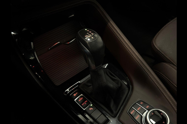 BMW X1 SDrive18d Exe / M Pakket / Pano / NL-auto / Leder BMW X1 SDrive18d Exe / M Pakket / Pano / NL-auto / Leder