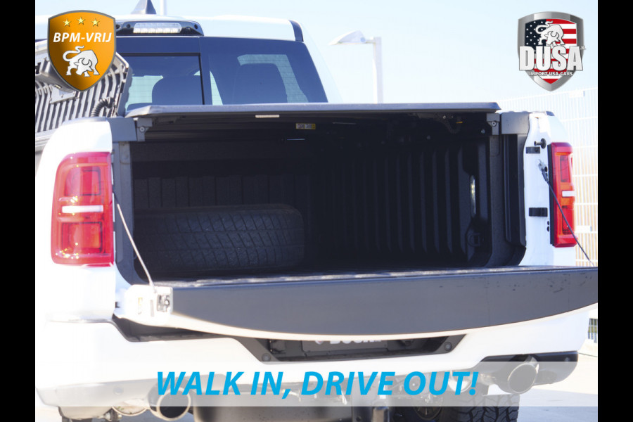 Dodge Ram | 1500 | Limited | Night | 3.0L Twin-Turbo I6 | High Output | BPM-VRIJ | Passenger Display | 14,4 Touch Screen | Harman Kardon | RAMBOX Getoonde accessoires zijn verkrijgbaar tegen meerprijs Dodge Ram | 1500 | Limited | Night | 3.0L Twin-Turbo I6 | High Output | BPM-VRIJ | Passenger Display | 14,4 Touch Screen | Harman Kardon | RAMBOX Getoonde accessoires zijn verkrijgbaar tegen meerprijs