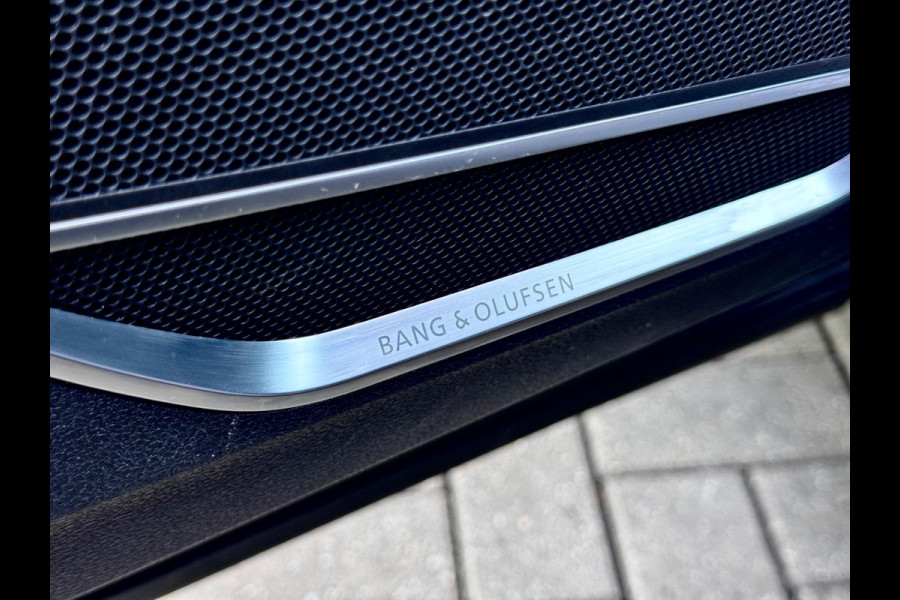 Audi Q3 Sportback 45 TFSI e S Edition Pano/B&O/Keyless/Trekhaak Audi Q3 Sportback 45 TFSI e S Edition Pano/B&O/Keyless/Trekhaak