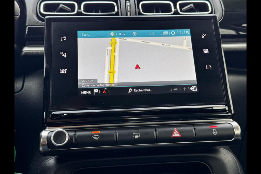 Citroën C3 1.2 PureTech Shine Business Cruise control Climate control LED Parkeersensoren plus camera Apple / Android Navigatie Citroën C3 1.2 PureTech Shine Business Cruise control Climate control LED Parkeersensoren plus camera Apple / Android Navigatie