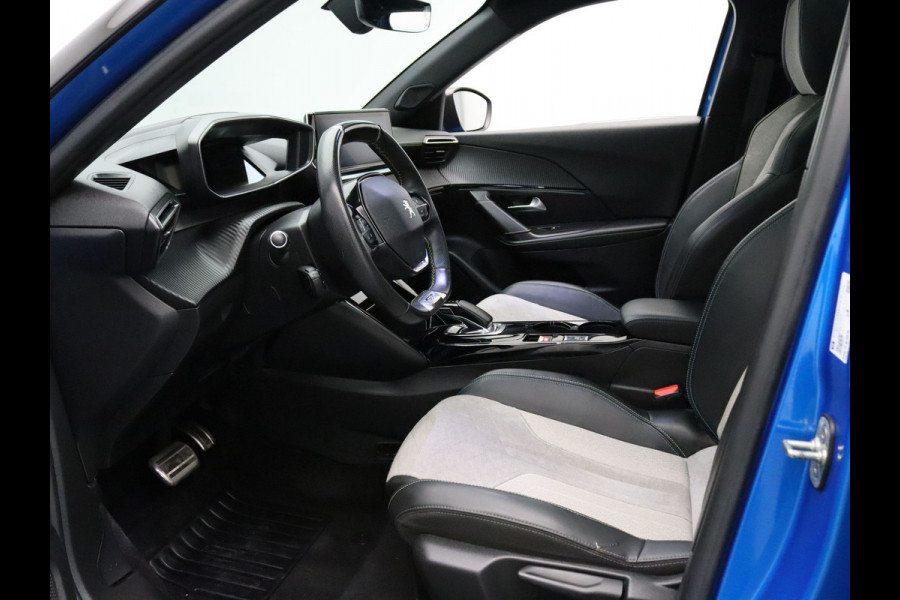 Peugeot e-2008 EV GT 50 kWh 360° Camera | Adapt. Cruise | Parkeersens. v+a | Stoelverw. | Panoramadak