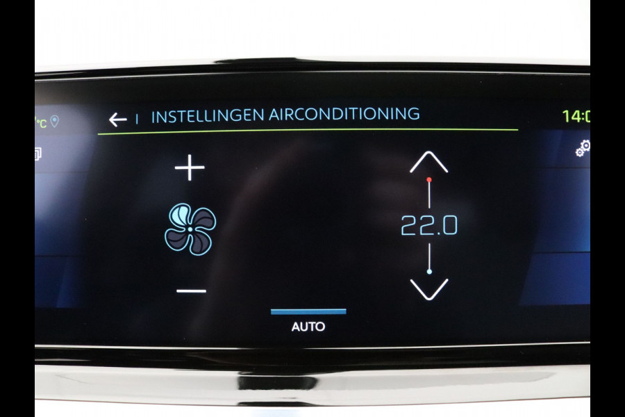 Peugeot e-2008 EV GT 50 kWh 360° Camera | Adapt. Cruise | Parkeersens. v+a | Stoelverw. | Panoramadak