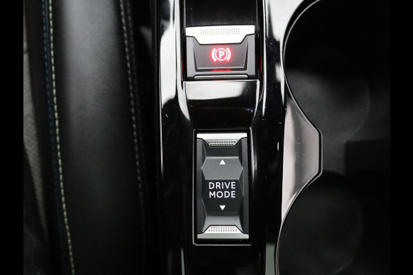 Peugeot e-2008 EV GT 50 kWh 360° Camera | Adapt. Cruise | Parkeersens. v+a | Stoelverw. | Panoramadak