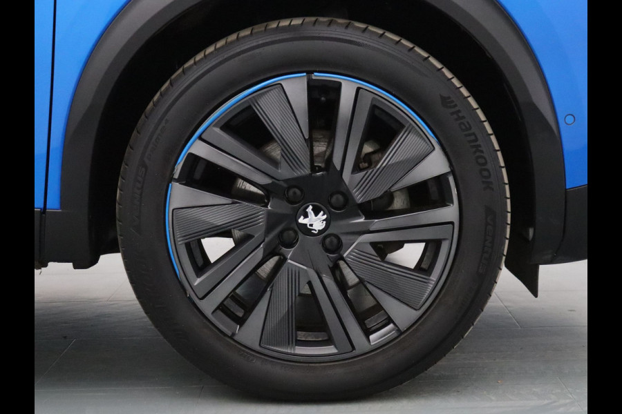 Peugeot e-2008 EV GT 50 kWh 360° Camera | Adapt. Cruise | Parkeersens. v+a | Stoelverw. | Panoramadak