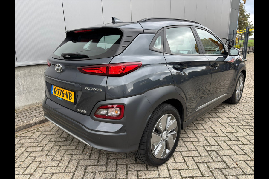 Hyundai Kona EV Comfort 64 kWh Camera / Navigatie Hyundai Kona EV Comfort 64 kWh Camera / Navigatie