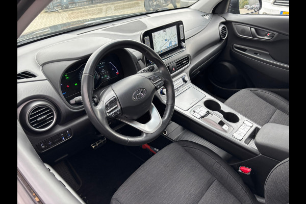 Hyundai Kona EV Comfort 64 kWh Camera / Navigatie Hyundai Kona EV Comfort 64 kWh Camera / Navigatie