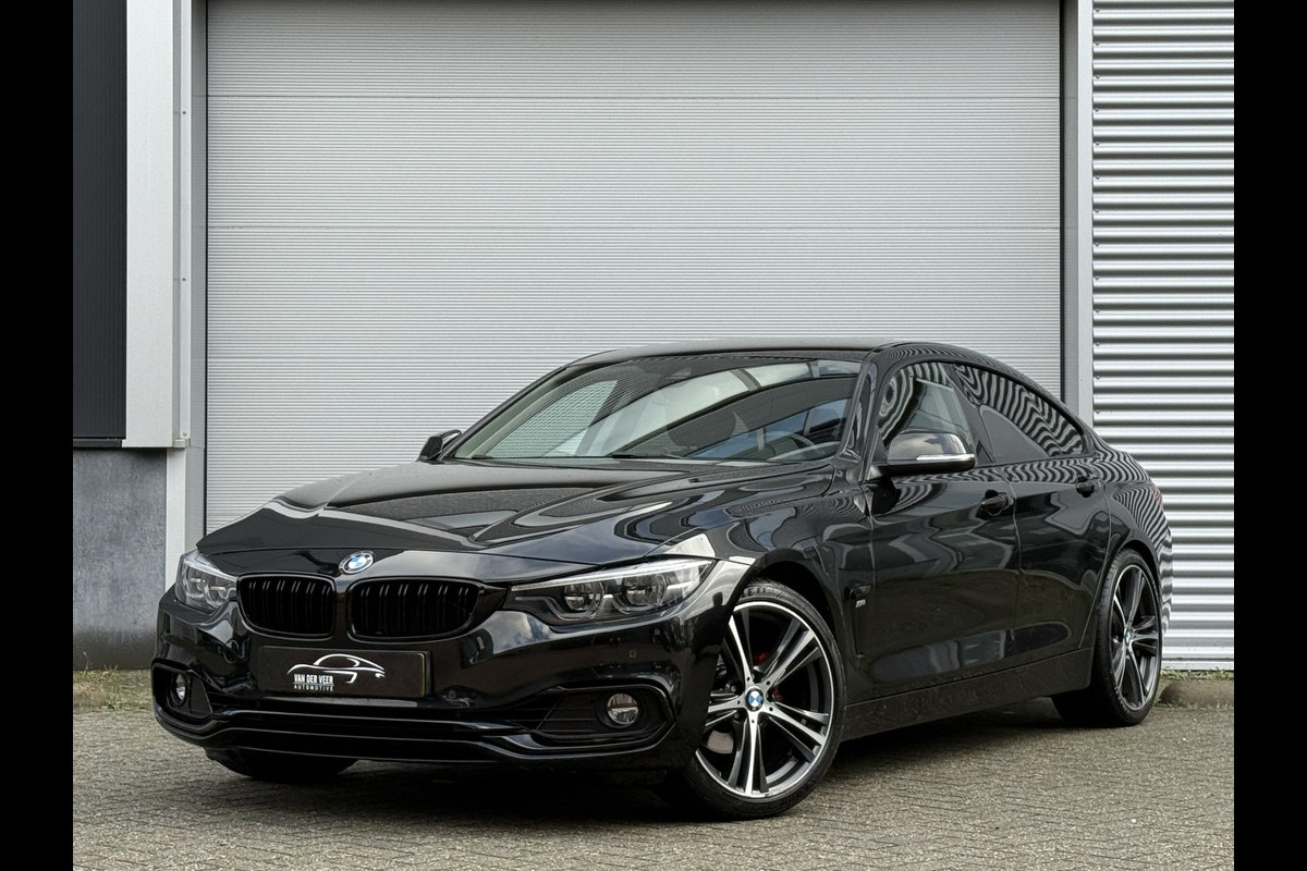 BMW 4 Serie Gran Coupé 420i xDrive Executive | M-Sport | Leder | 19'' Inch | Stoelverwarming BMW 4 Serie Gran Coupé 420i xDrive Executive | M-Sport | Leder | 19'' Inch | Stoelverwarming