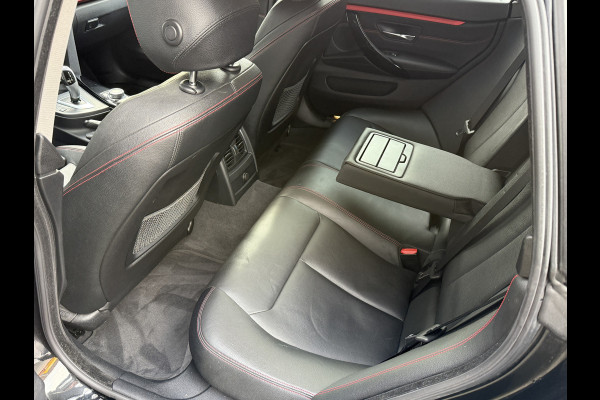 BMW 4 Serie Gran Coupé 420i xDrive Executive | M-Sport | Leder | 19'' Inch | Stoelverwarming BMW 4 Serie Gran Coupé 420i xDrive Executive | M-Sport | Leder | 19'' Inch | Stoelverwarming
