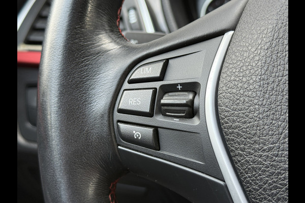 BMW 4 Serie Gran Coupé 420i xDrive Executive | M-Sport | Leder | 19'' Inch | Stoelverwarming BMW 4 Serie Gran Coupé 420i xDrive Executive | M-Sport | Leder | 19'' Inch | Stoelverwarming